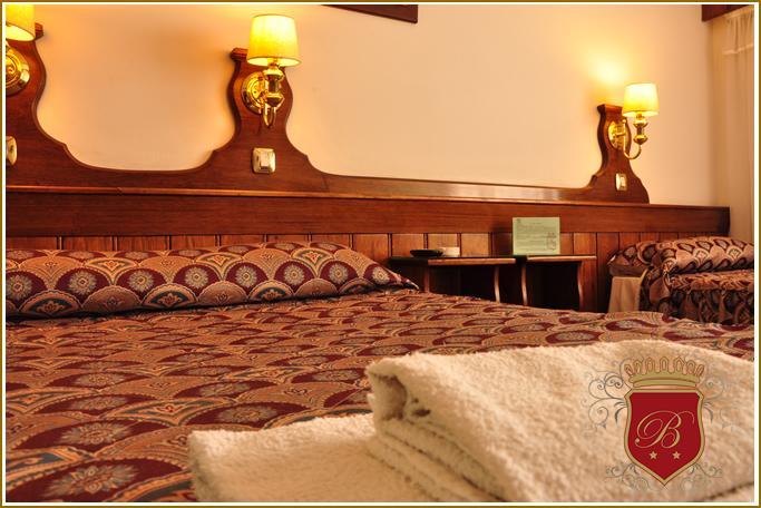 Hotel Berlin Gualeguaychú Extérieur photo