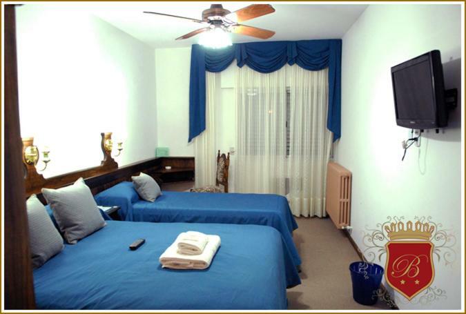 Hotel Berlin Gualeguaychú Extérieur photo