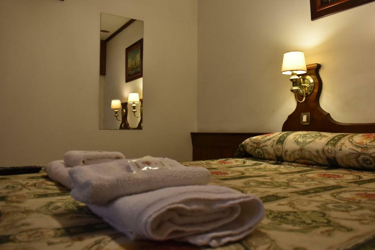 Hotel Berlin Gualeguaychú Extérieur photo